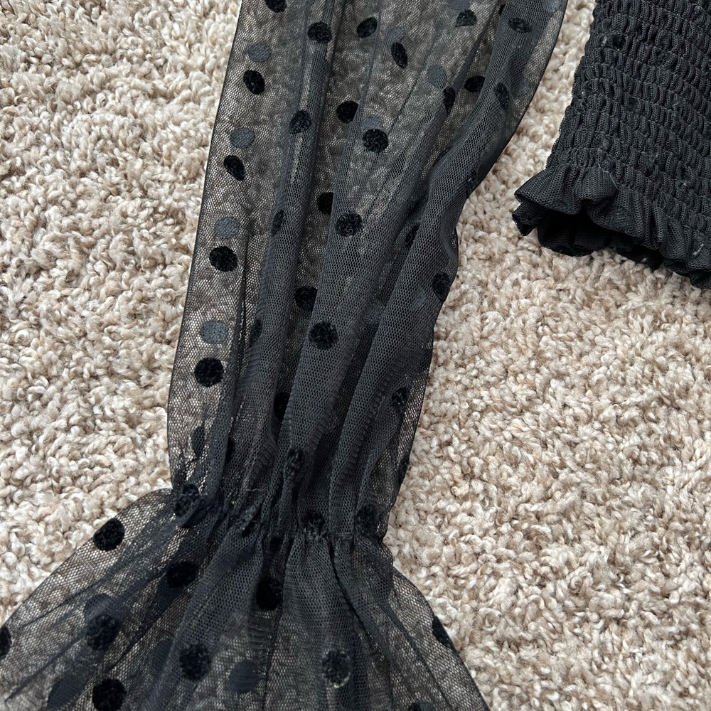 Forever 21 Plus Size Top - Picture 2 of 4